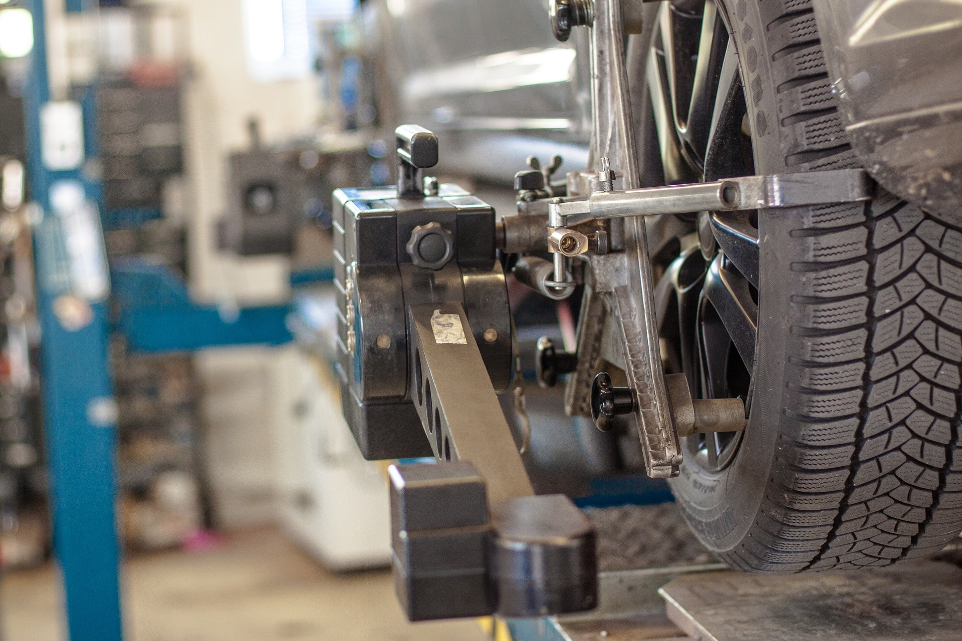 Achsvermessung CarFix KfzWerkstatt und Reifenhandel